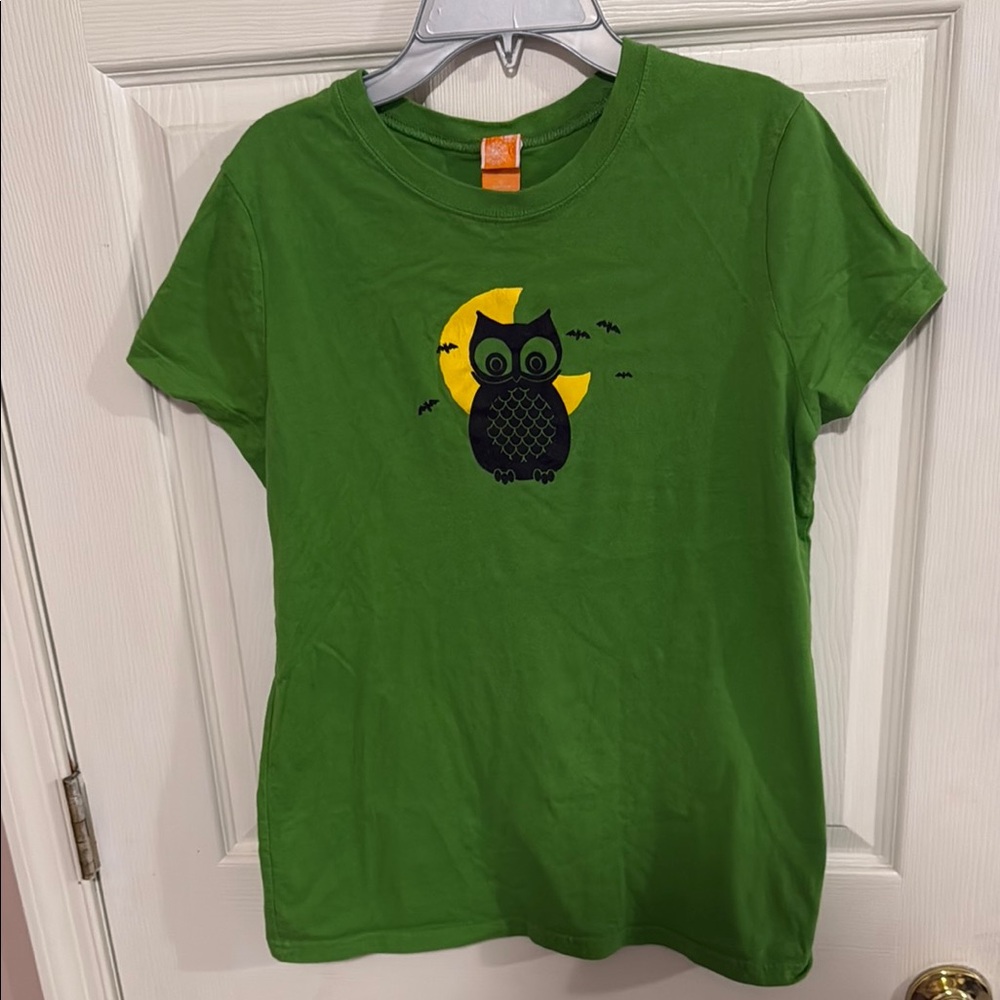 Target Green Owl Graphic Tee Short Sleeve